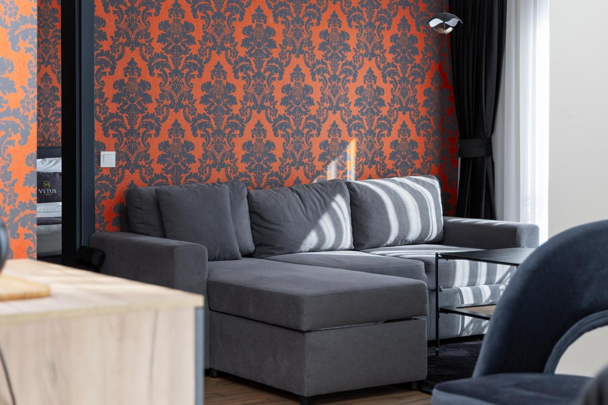 Vetus Hotel Приштина Экстерьер фото